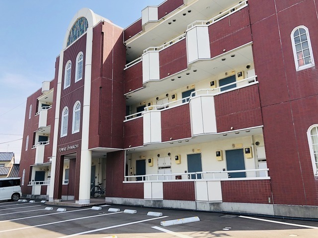 タウンズ大町
