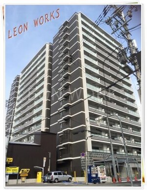 プレサンスロジェ難波GRANDWEST外観写真
