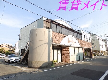 モア外観写真