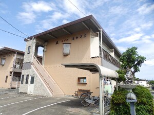 メゾンミヤマエ外観写真