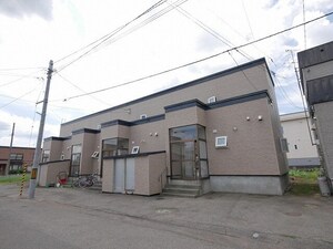 西野6条7丁目テラスハウス外観写真