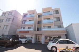 Royal Terrace Hassamu（ロイヤルテラス発寒）外観写真
