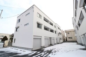 メゾンドブランA棟外観写真