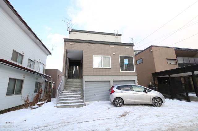 伏見4丁目4-39戸建て
