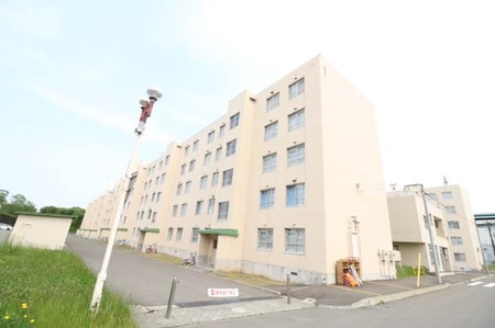 ビレッジハウス東月寒１号棟外観写真
