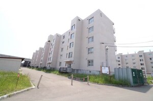 ビレッジハウス富丘7号棟外観写真