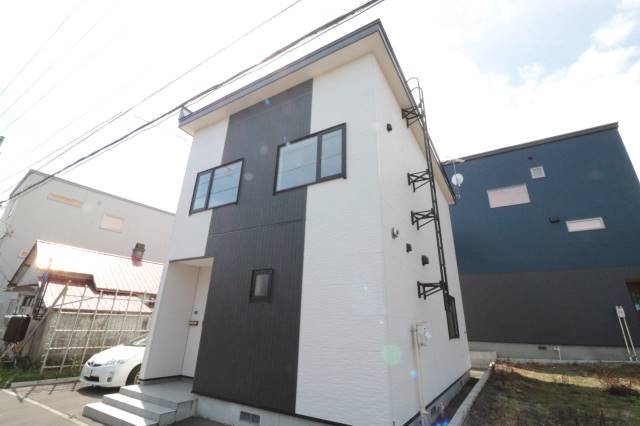 山の手６条５丁目３－２２貸家