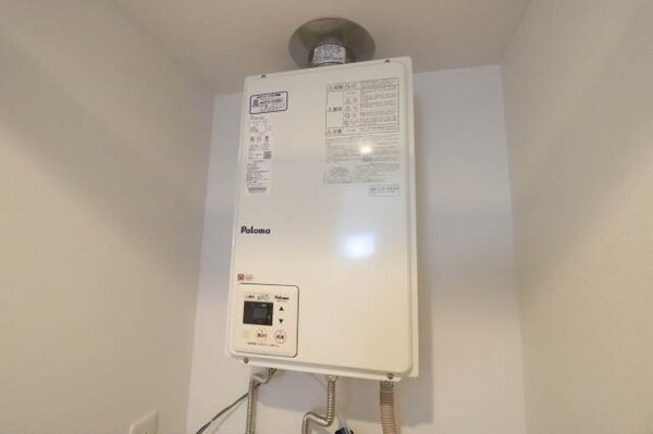 その他設備(都市ガス給湯器♪)