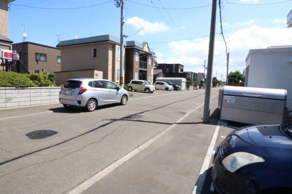 その他共有部分(建物前道路！)