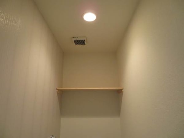 トイレ(トイレ収納スペース♪)