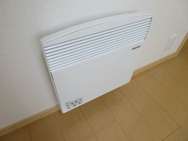 その他設備(パネルヒーター♪)