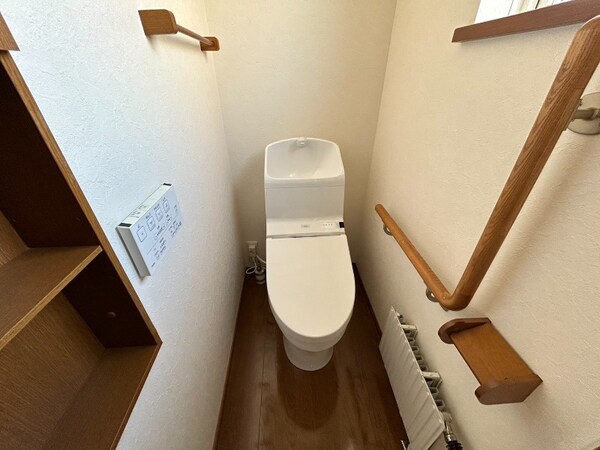 二階にもトイレ付♪