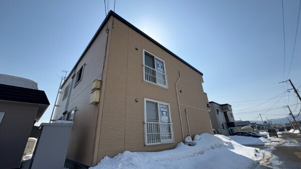 建物外観(木造2階建て♪)