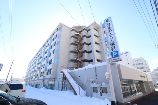 建物外観(分譲リース物件♪)