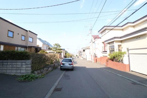 その他共有部分(建物前道路！)