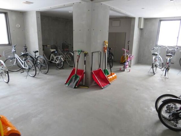 その他共有部分(★駐輪場)