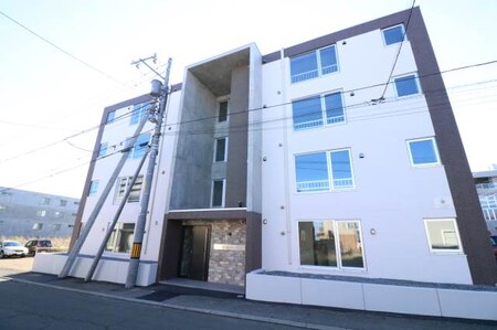 ブルーイング西町外観写真