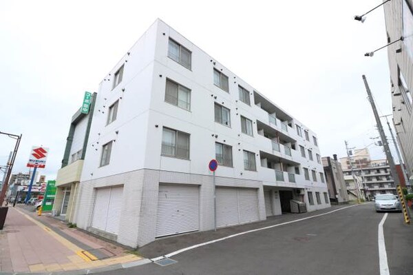 建物外観(ＪＲ琴似駅徒歩７分♪)