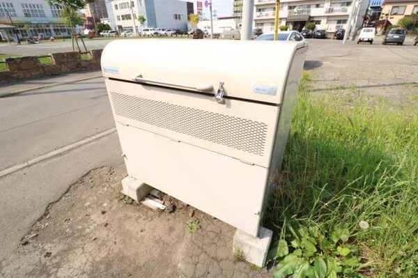 その他共有部分(専用ゴミステーション♪)