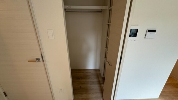 収納(ウォークインクローゼット♪)
