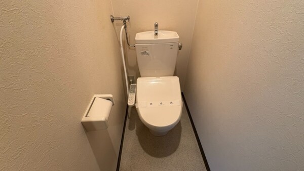 トイレ(シャワートイレ)