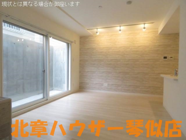 ヴィアラ山の手７７