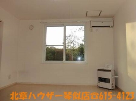 ディエーチ曙　（旧Ｆ棟）外観写真