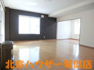 ルーブル発寒B外観写真