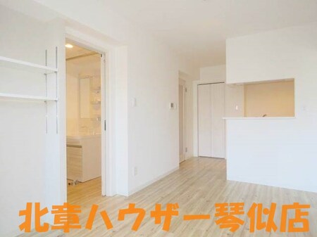 Ｌｉｖｅ　ａｕｒａ（リヴェオーラ・（仮）発寒１０−４）外観写真