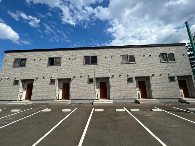 West Villa 新発寒