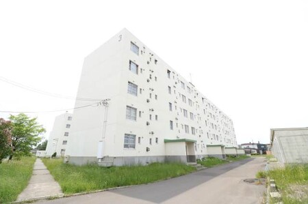 ビレッジハウス札苗3号棟外観写真