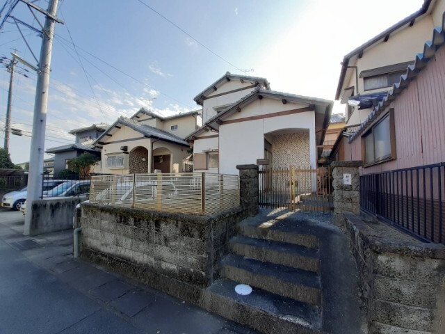 川井町借家の物件外観写真