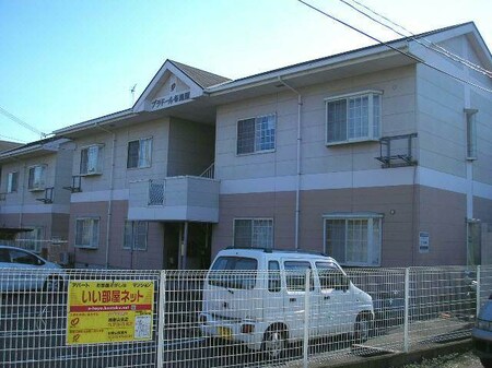 プラドール布施屋Ⅰ・Ⅱ外観写真