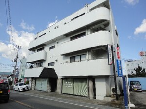 サニーハイツ花山外観写真