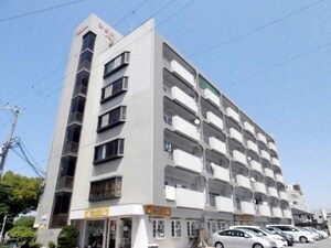 ひらたパークハイツ外観写真