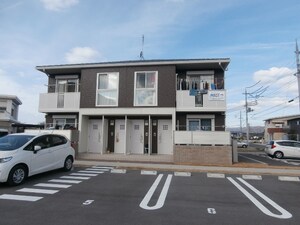 シャーメゾンレープレ外観写真