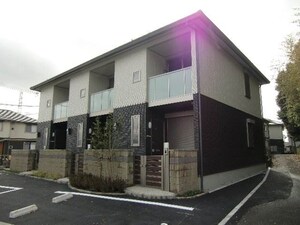 シャーメゾンロイヤルヒルズⅣ外観写真