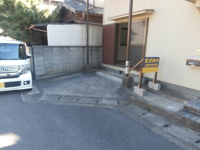 一戸建０１１２の物件外観写真