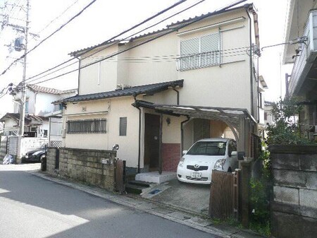 九鬼光平一戸建外観写真