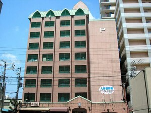 十三番丁ホームズ外観写真