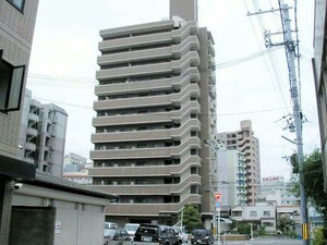 シャリエ和歌山壱番館302号外観写真