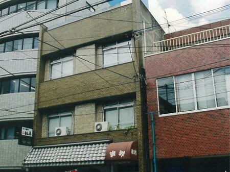 星田マンション外観写真