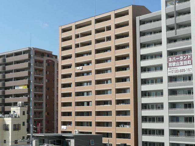 グラン・ノーブル和歌山友田町２０４号
