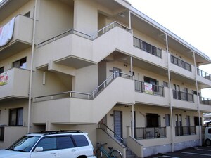 泉マンション外観写真