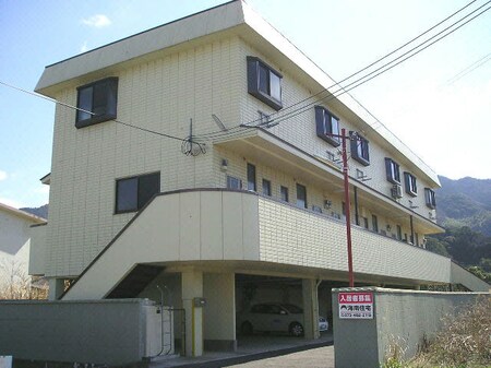 マンション・センターフィールド外観写真