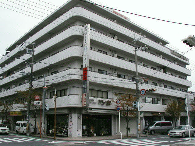 クレンツ海南