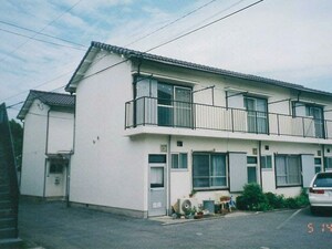 栄大ハイツＡ棟外観写真