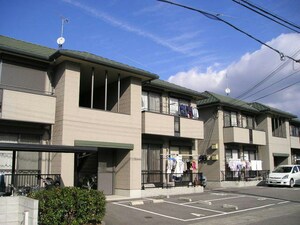 シャーメゾンリバーサイド外観写真