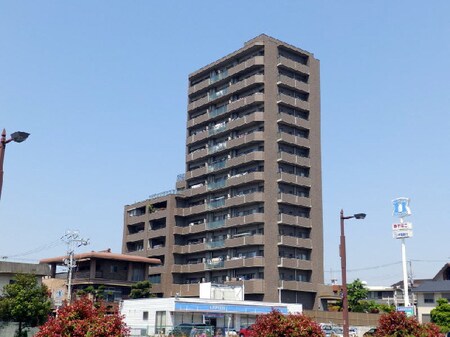 サーパス西高松第２ ２０３号外観写真