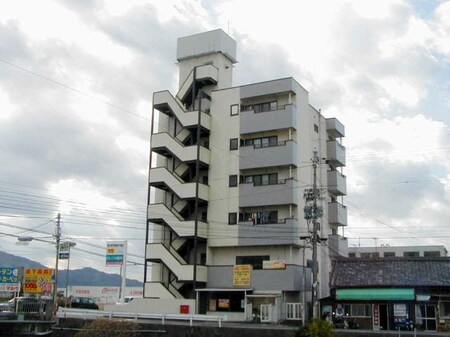 サンハイツ外観写真